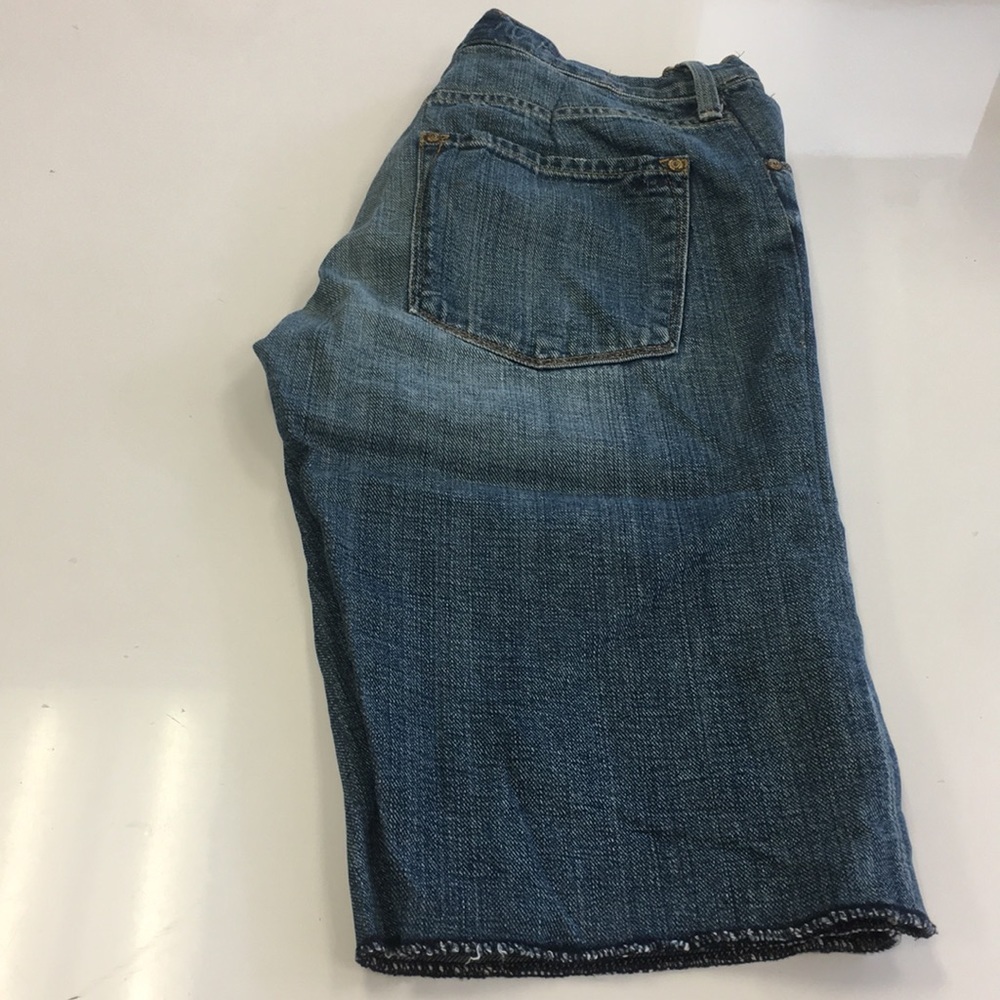 Women's VINCE jean shorts sz 29 waist